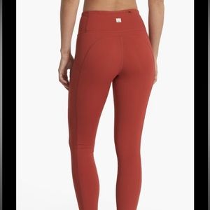 Vuori cropped leggings. NWT